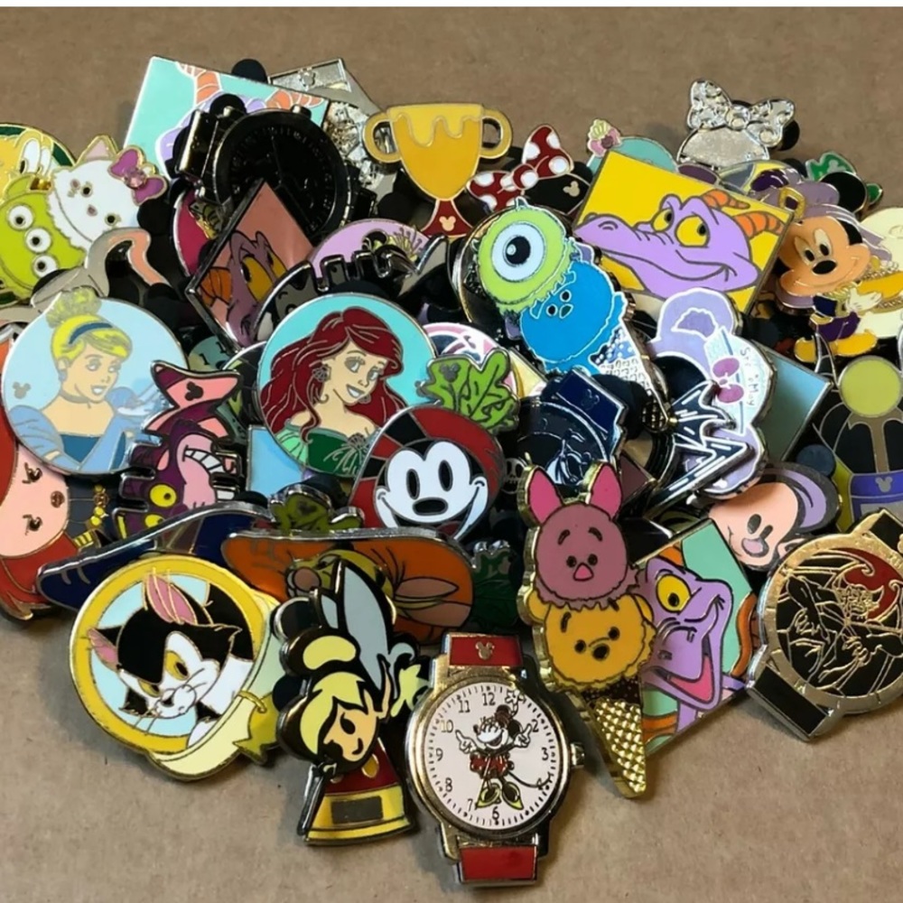 Disney Trading Pin Lot of 25